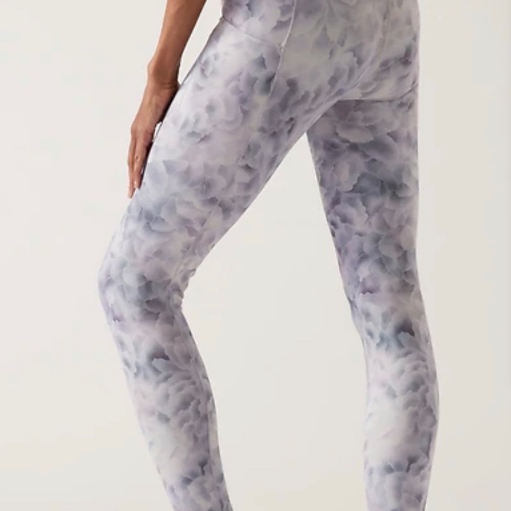 Athletic Elation Snow Dye Tight 7/8 tights